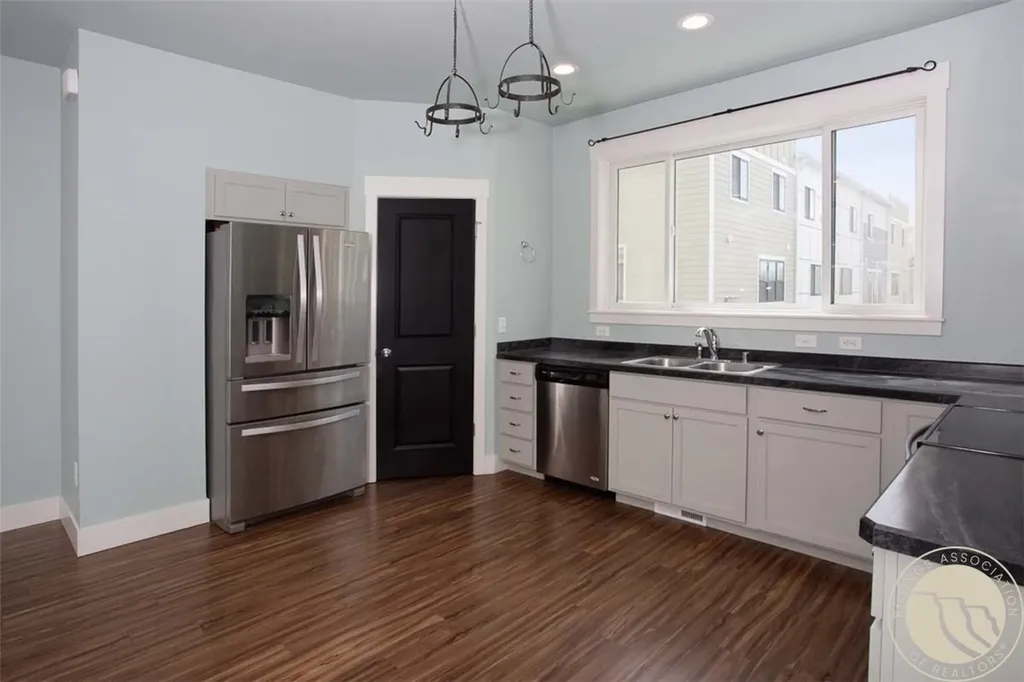 1904 Songbird Drive Billings MT 59101