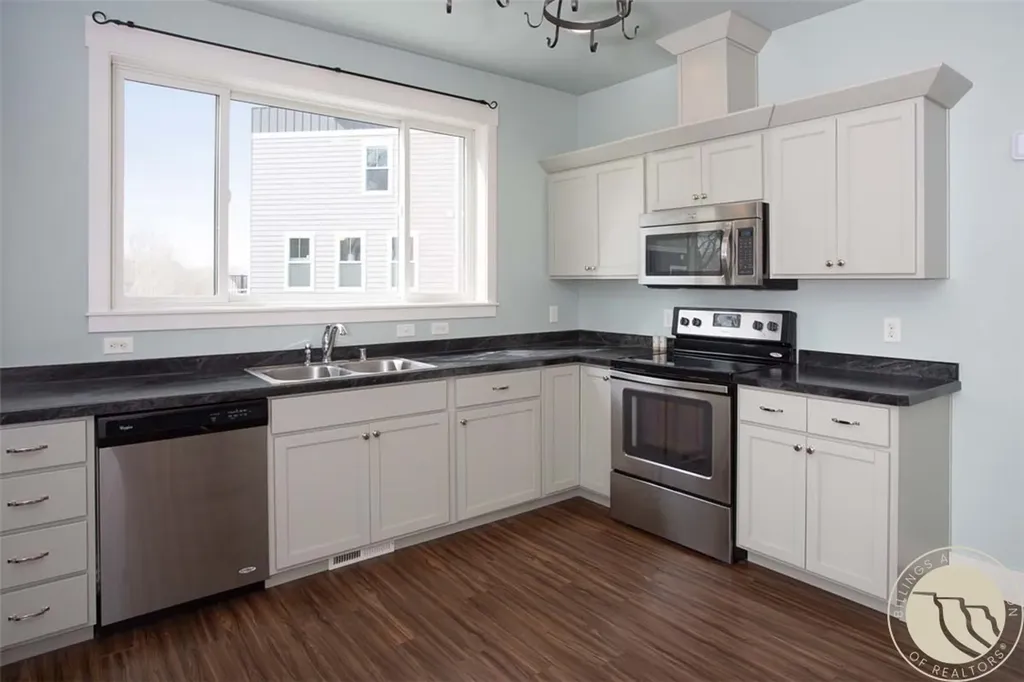1904 Songbird Drive Billings MT 59101