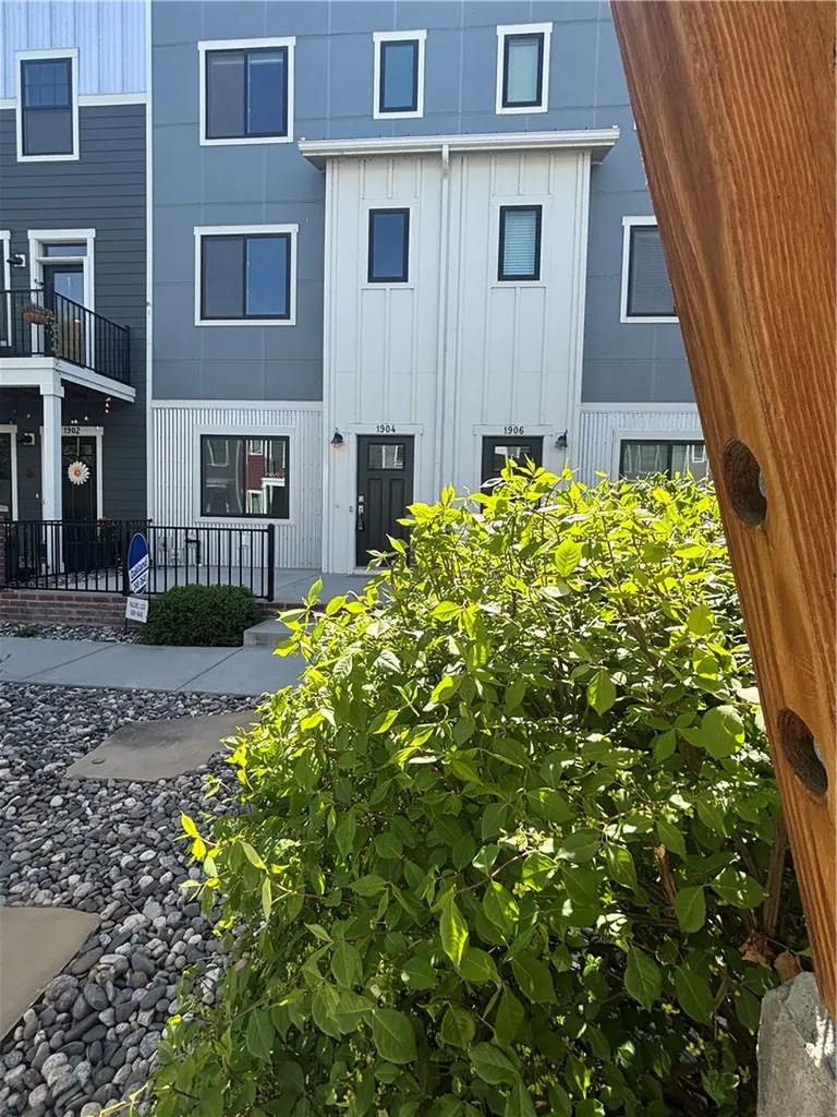 1904 Songbird Drive Billings MT 59101