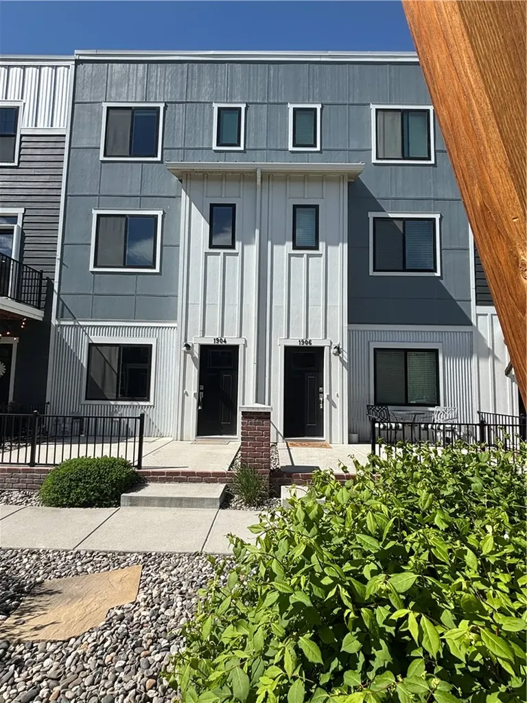 1904 Songbird Drive Billings MT 59101