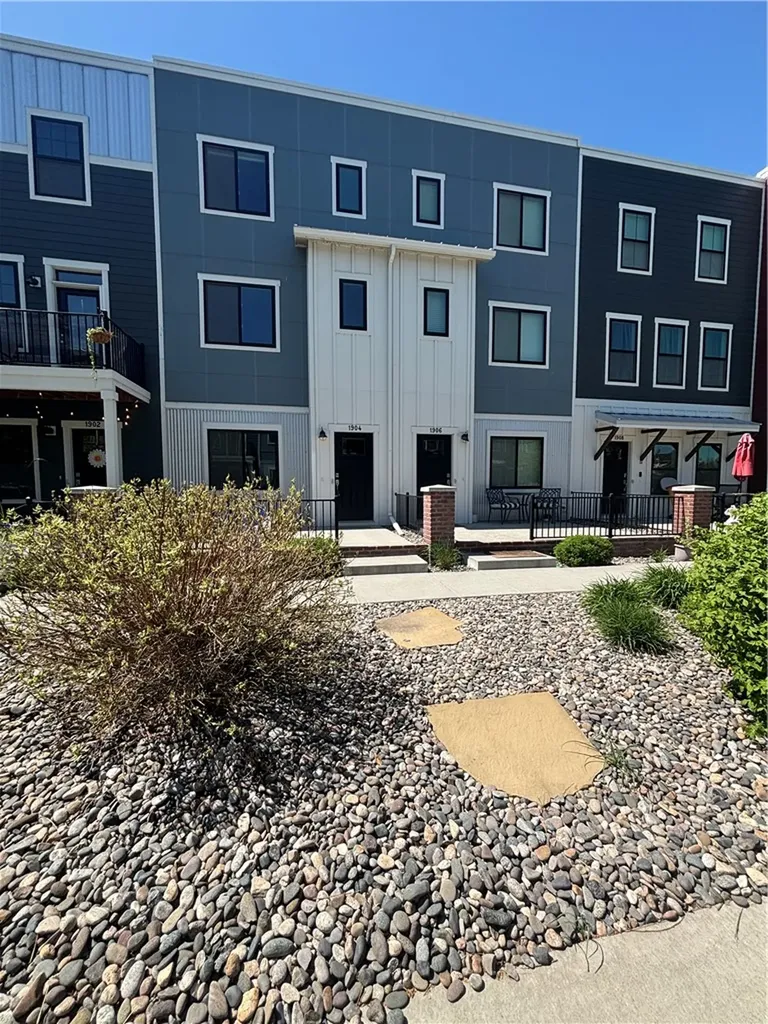 1904 Songbird Drive Billings MT 59101