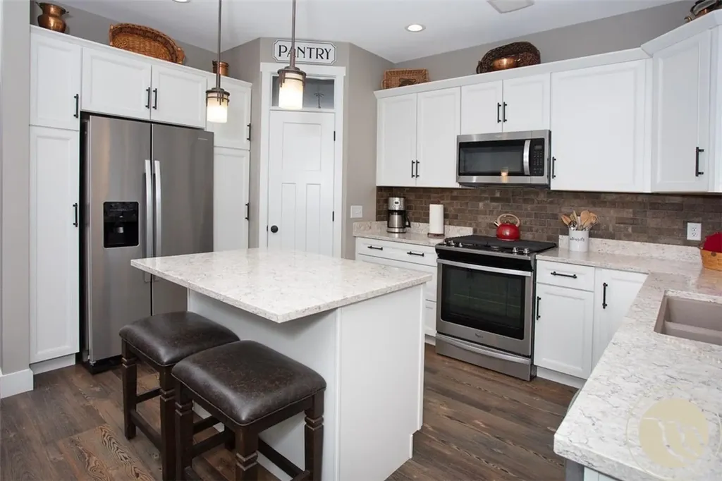 6327 Ridge Stone Drive S Billings MT 59106
