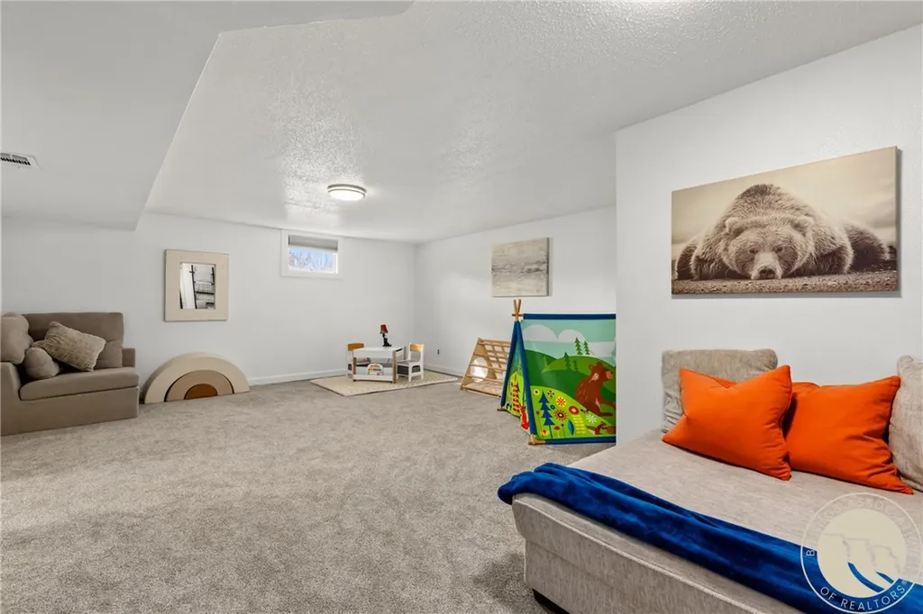 401 Third Avenue Fromberg MT 59029