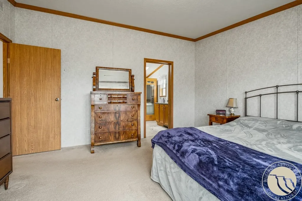 209 1st Street E Lavina MT 59046