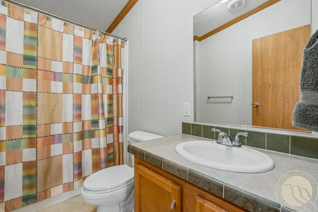 209 1st Street E Lavina MT 59046