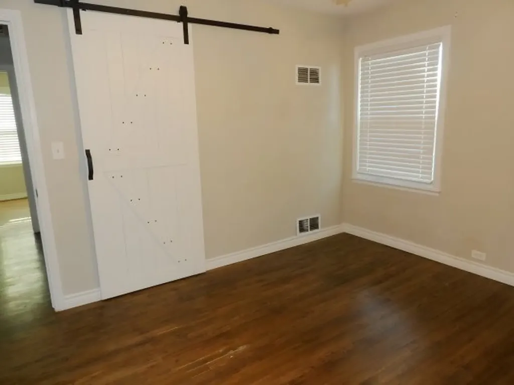 721 N Choteau Avenue Hardin MT 59034