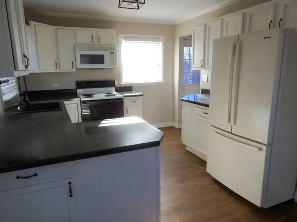 721 N Choteau Avenue Hardin MT 59034