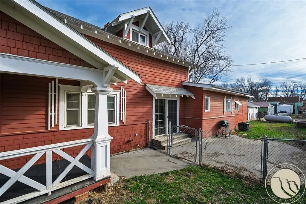 606 3rd Street W Roundup MT 59072