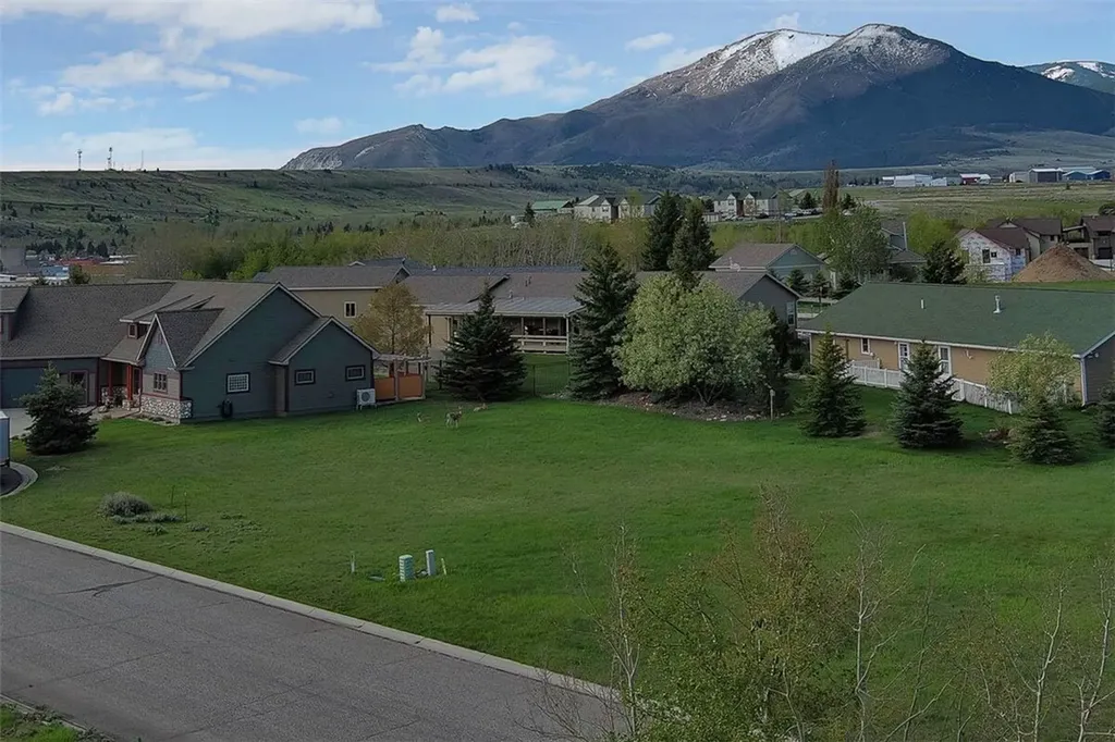 35A Bigfoot Circle Red Lodge MT 59068