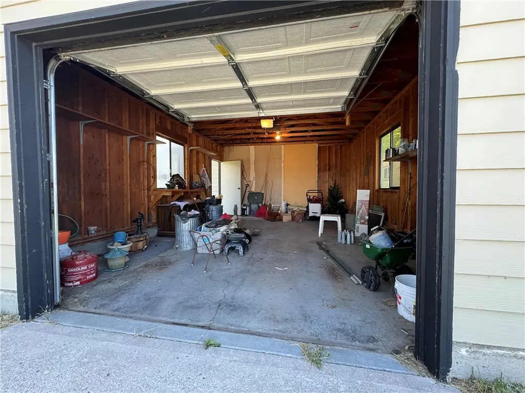915 E 2nd Big Timber MT 59011