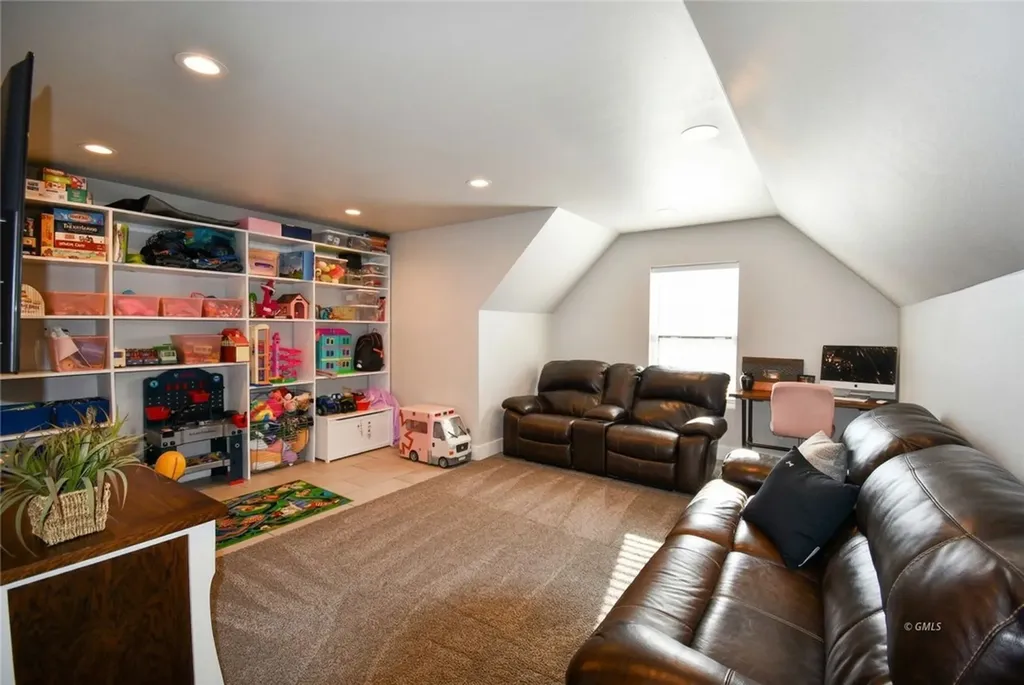 211 Georgetown Drive Glendive MT 59330