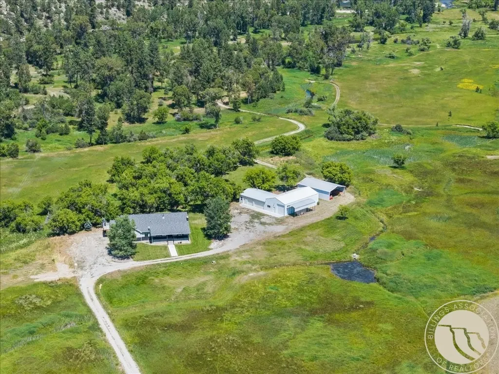 96 Wagon Trail Road Columbus MT 59019