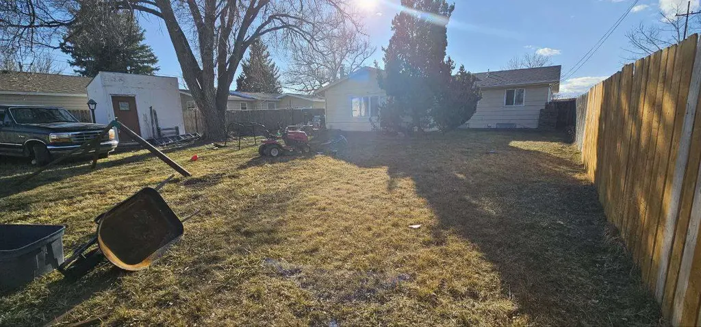 815 N Crawford Avenue Hardin MT 59034