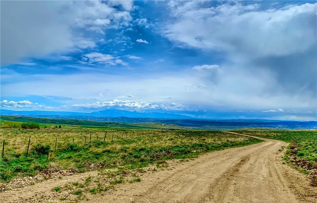 Tract 26 Horny Toad Trail S Belfry MT 59008