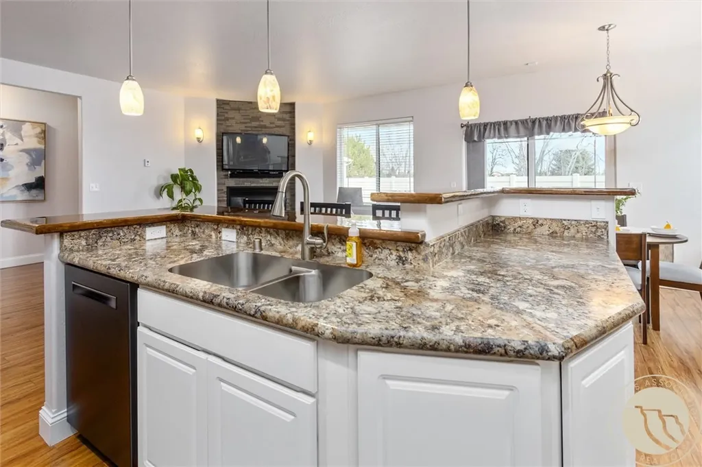 207 Boston Hill Road Billings MT 59102