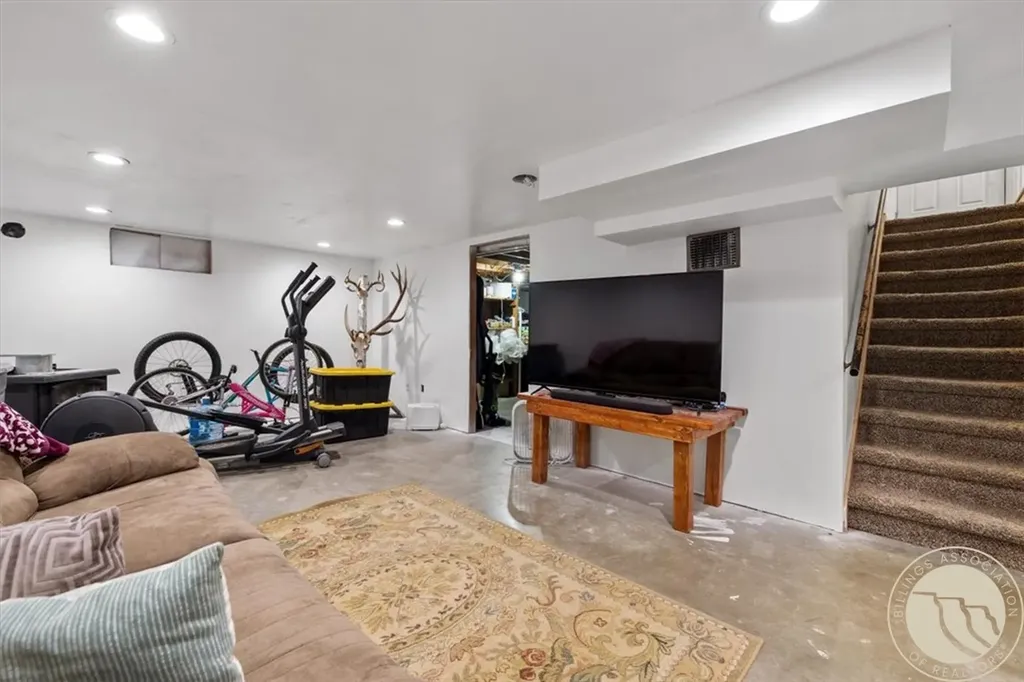 2211 Dallas Drive Billings MT 59102