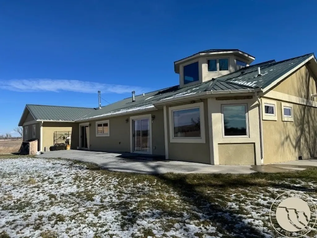 10674 & 10676 Highway 313 S Highway 313 Hardin MT 59034