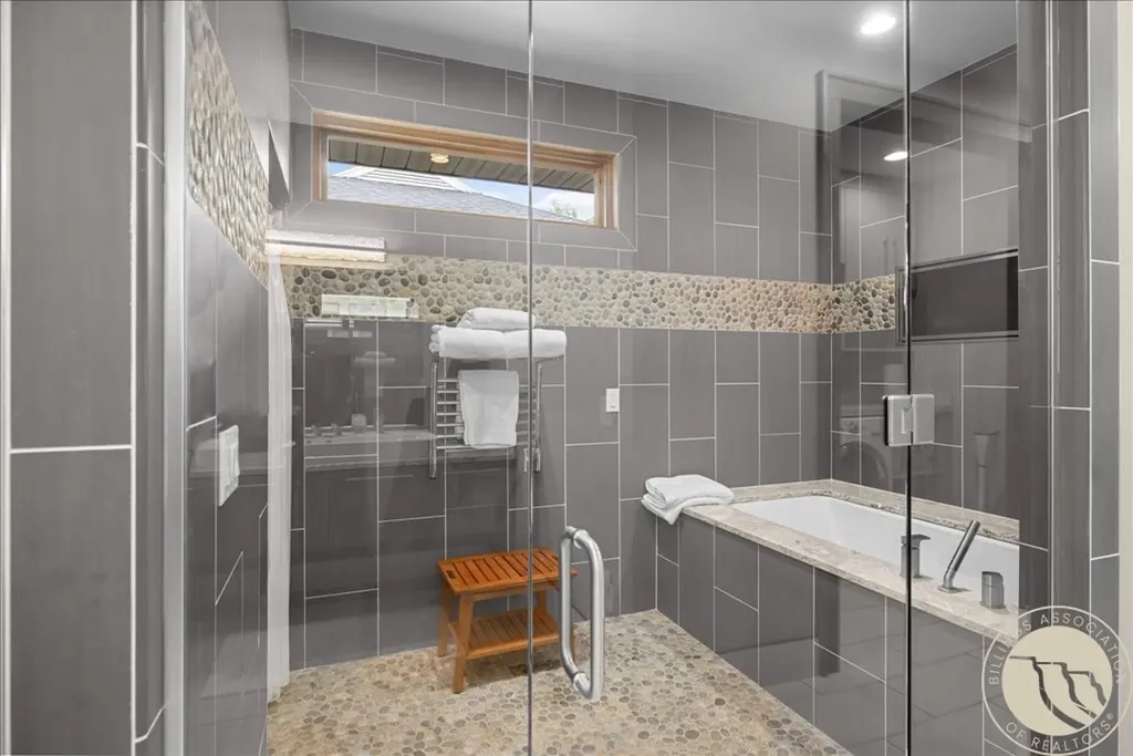 1833 Iris Lane Billings MT 59102