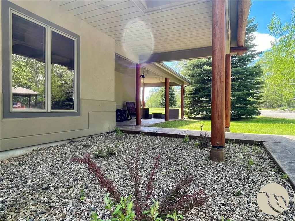 1 Jack Lackey Lane Red Lodge MT 59068