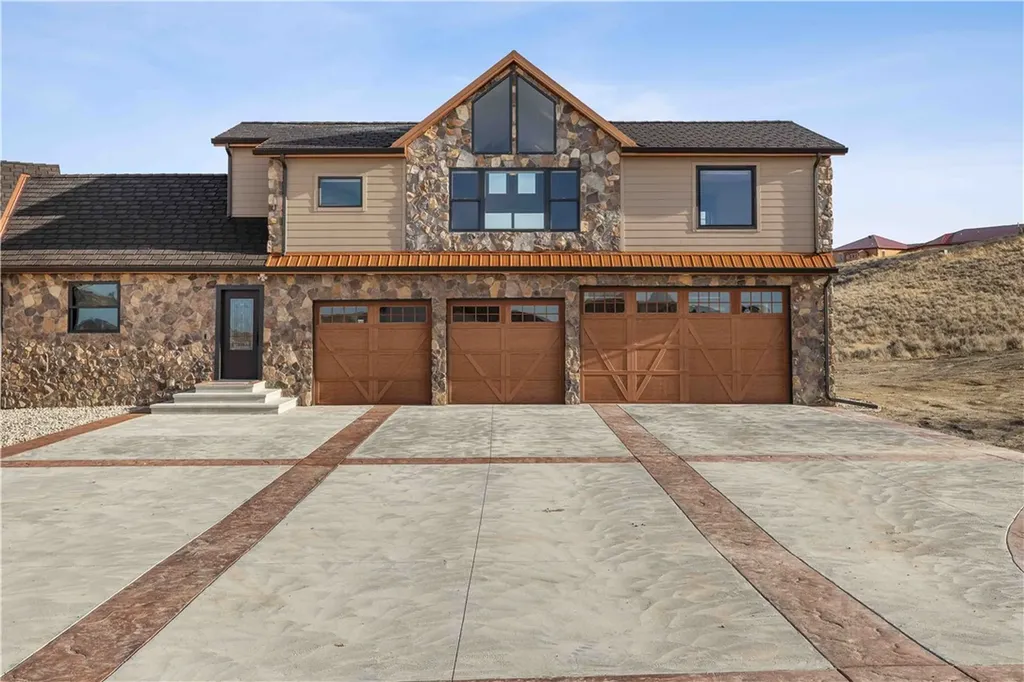 2570 Vista Loop Drive Billings MT 59106
