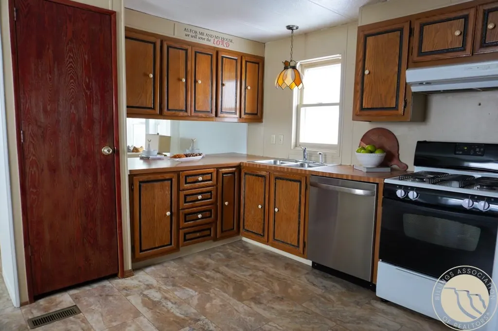 25 Willow Bend Drive S Billings MT 59102