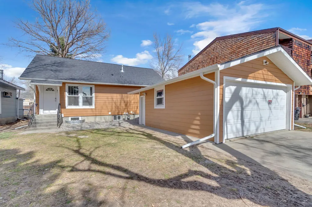 921 Avenue B Billings MT 59102