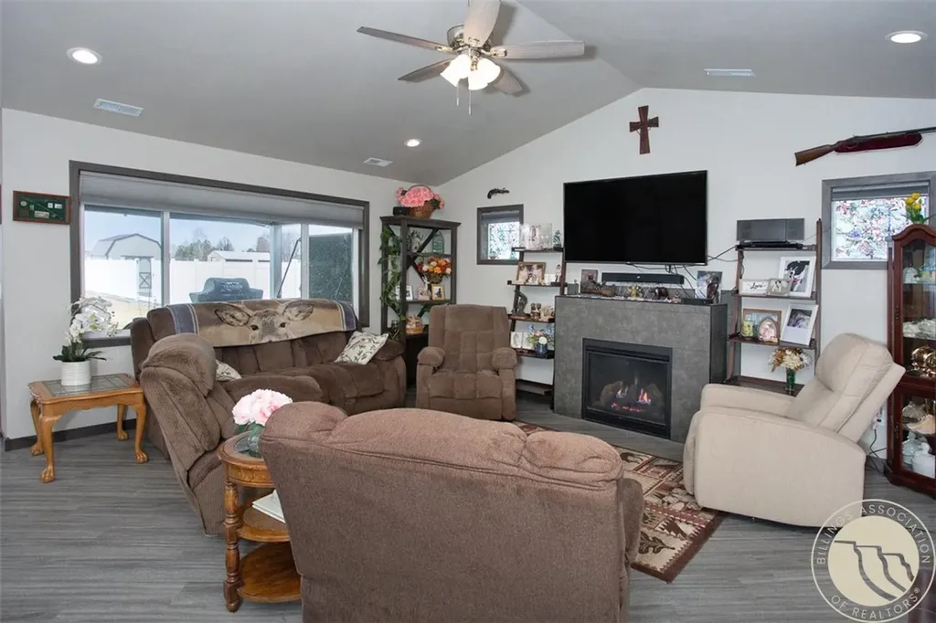 413 Wood Duck Drive Park City MT 59063