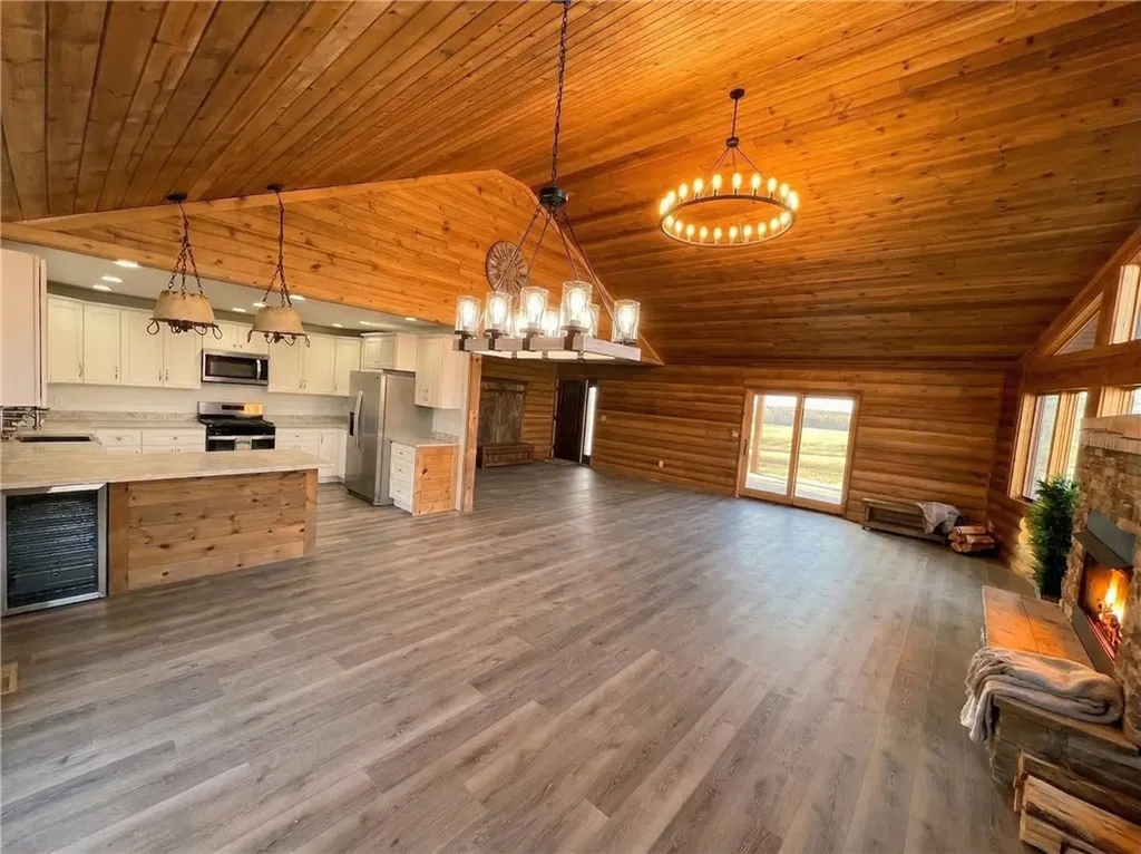 14 Horny Toad Trail S Belfry MT 59008