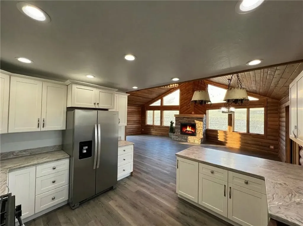 14 Horny Toad Trail S Belfry MT 59008