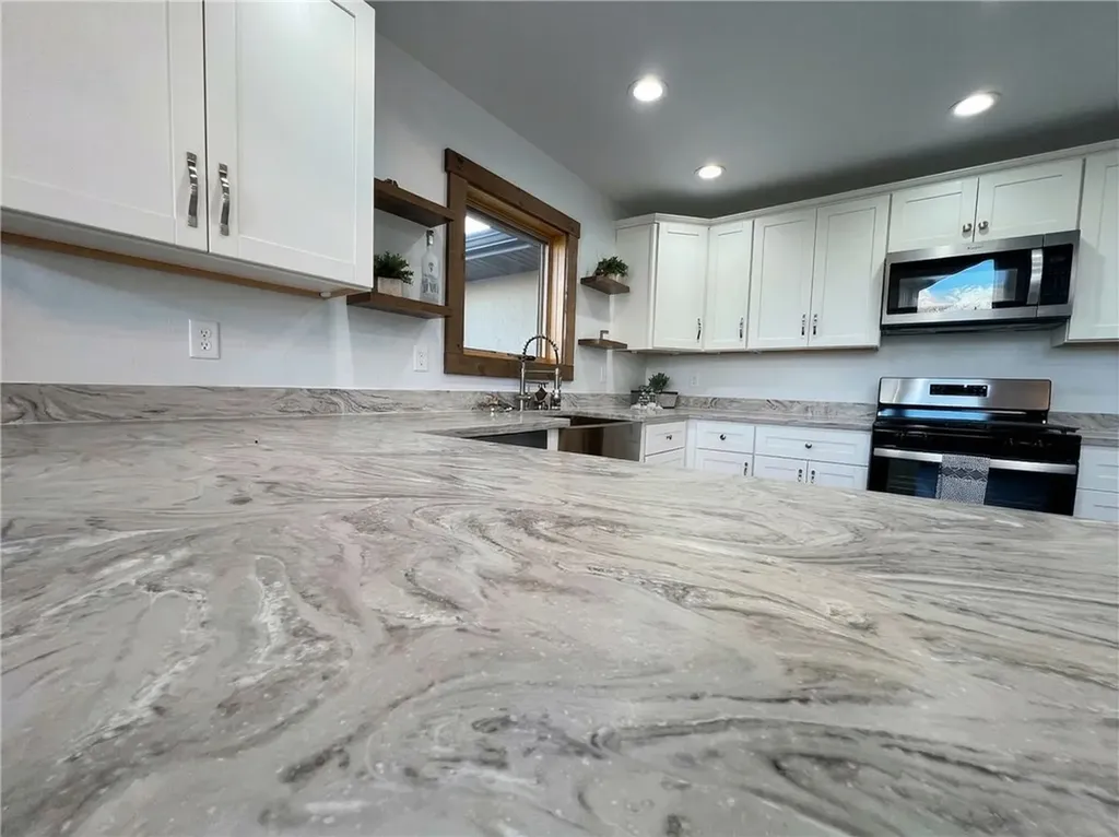 14 Horny Toad Trail S Belfry MT 59008