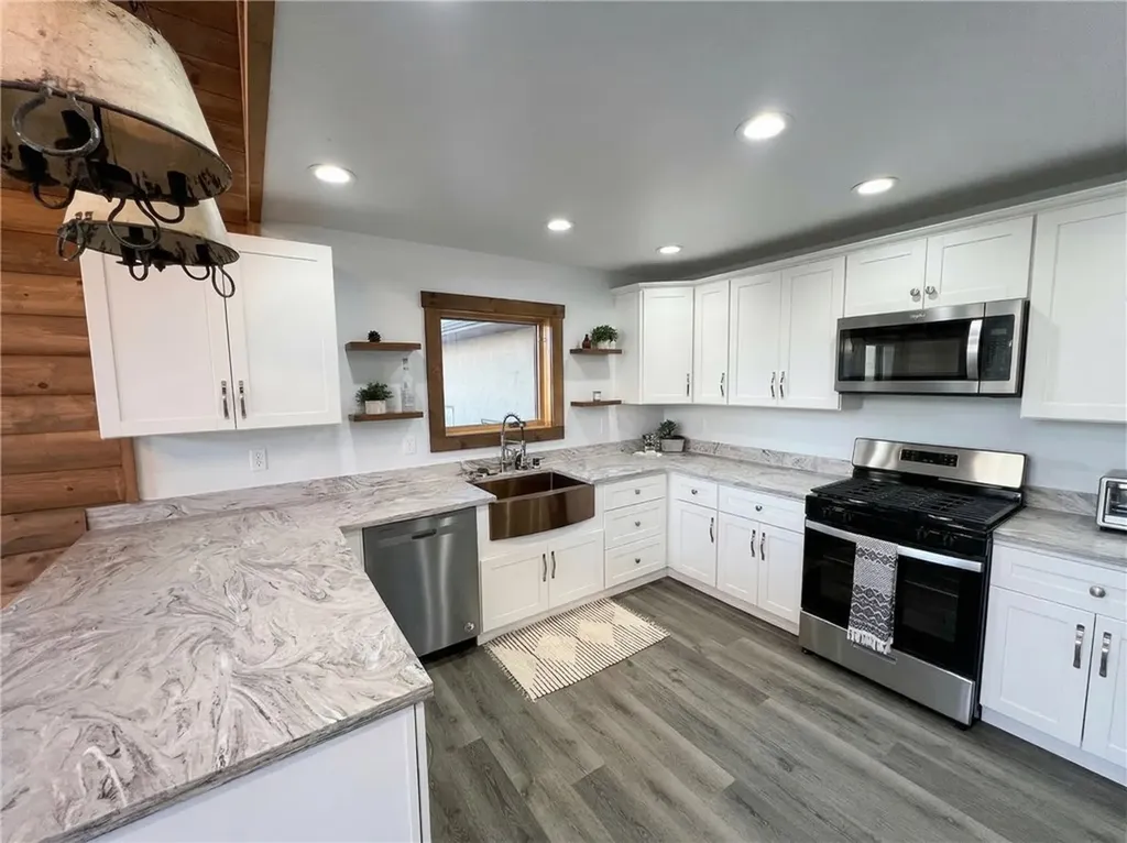 14 Horny Toad Trail S Belfry MT 59008