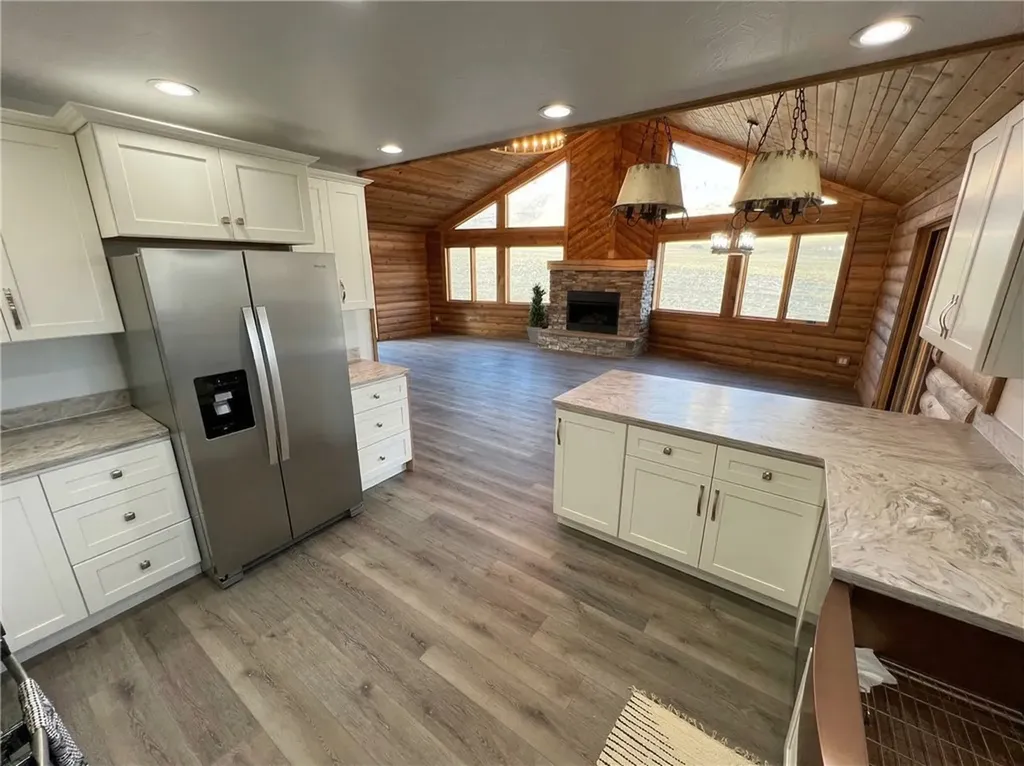 14 Horny Toad Trail S Belfry MT 59008