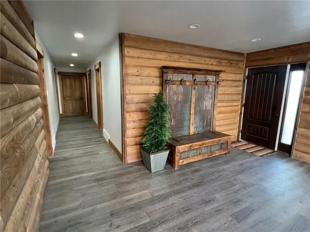 14 Horny Toad Trail S Belfry MT 59008