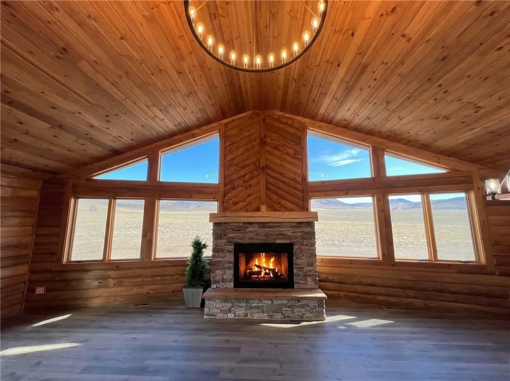 14 Horny Toad Trail S Belfry MT 59008