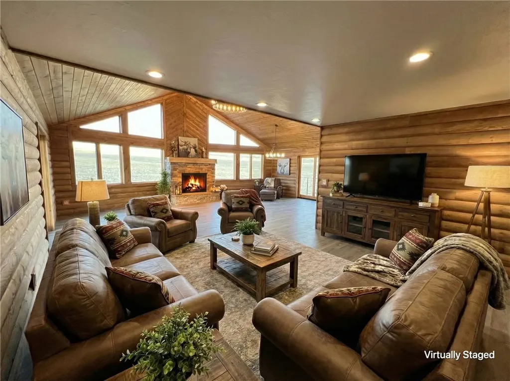 14 Horny Toad Trail S Belfry MT 59008