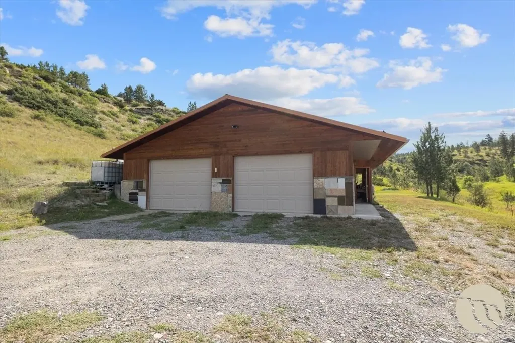 187 Shane Creek Road Columbus MT 59019