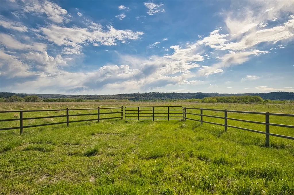 97 Balfour Loop Road Reed Point MT 59069