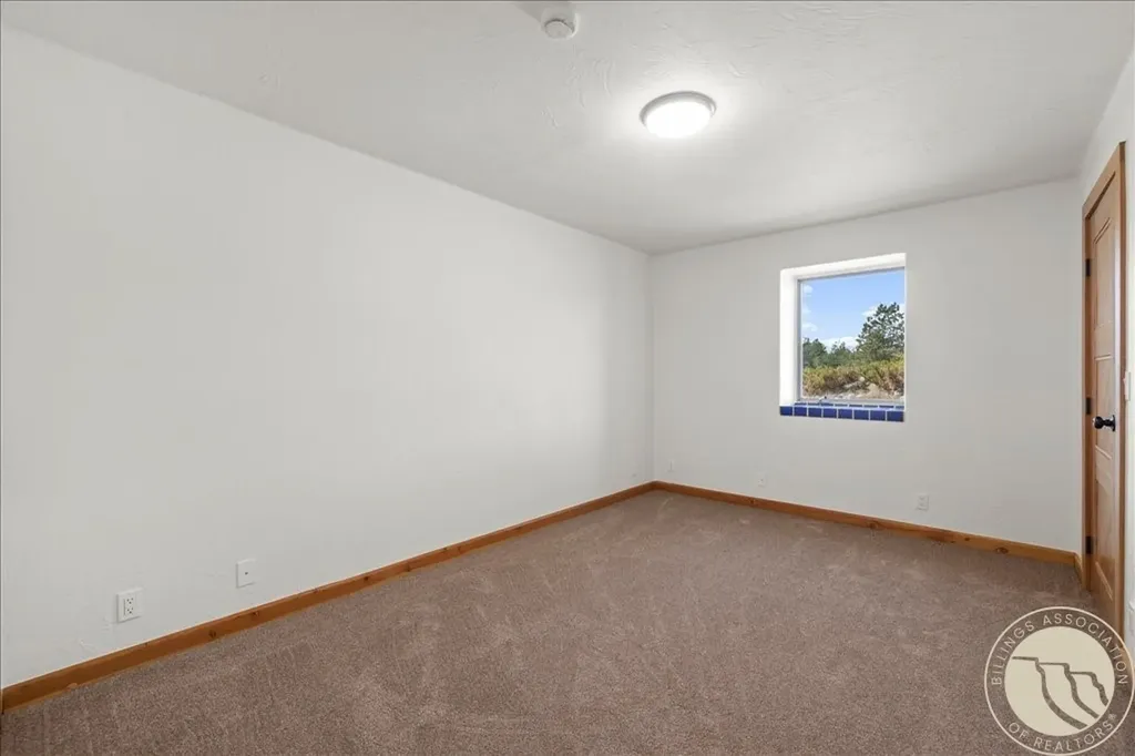 147 Stillwater Loop Columbus MT 59019