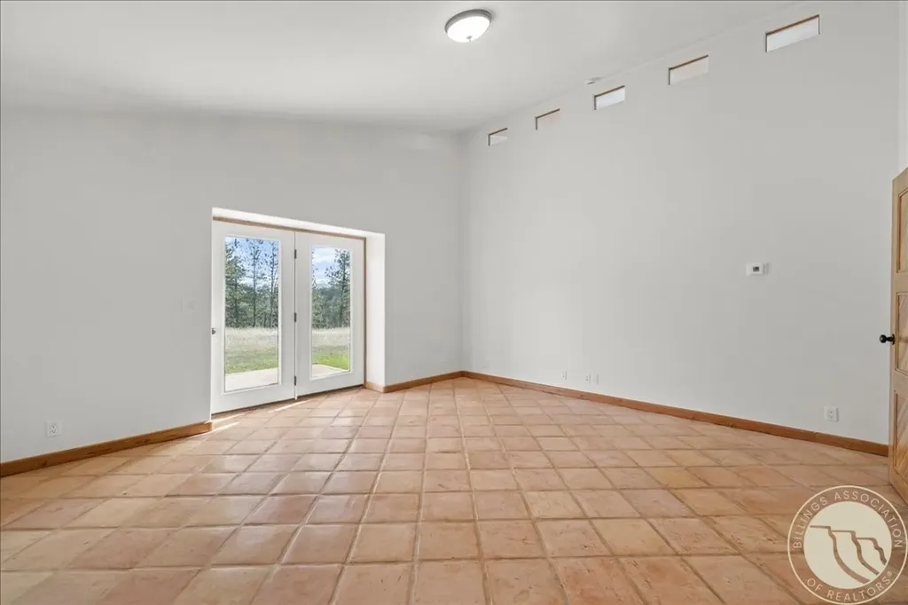 147 Stillwater Loop Columbus MT 59019