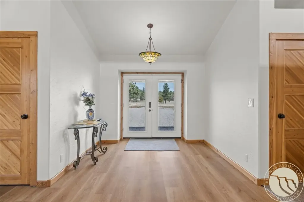 147 Stillwater Loop Columbus MT 59019