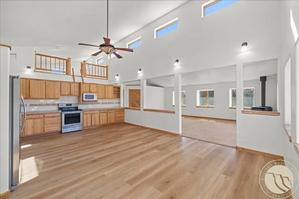 147 Stillwater Loop Columbus MT 59019