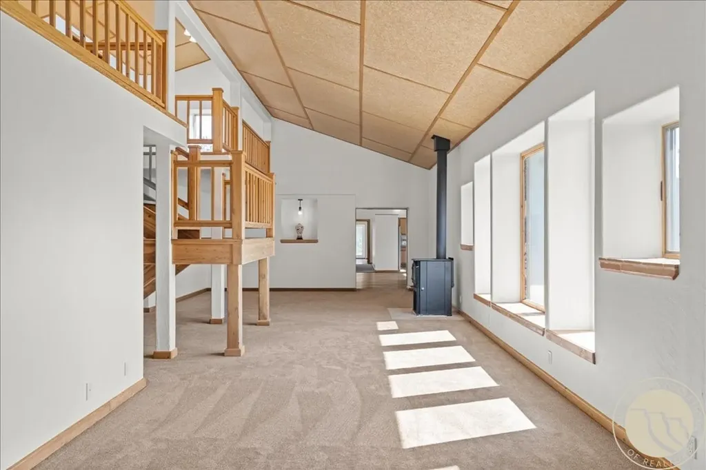 147 Stillwater Loop Columbus MT 59019