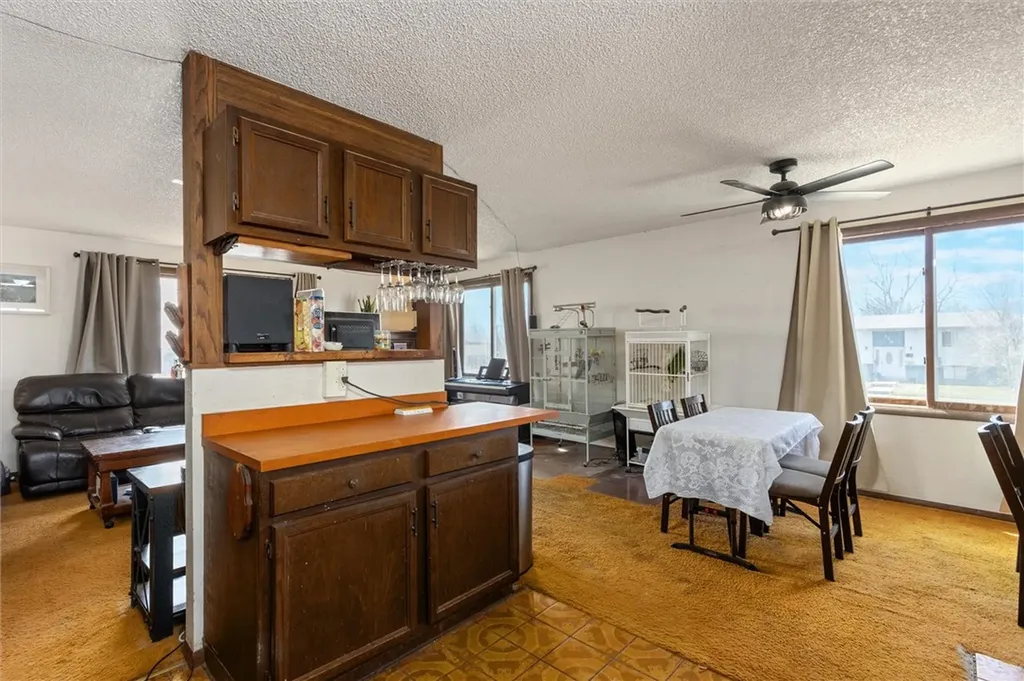 613 N Crook Avenue Hardin MT 59034
