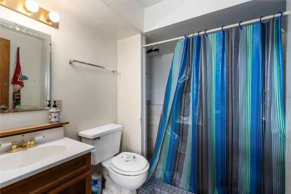 613 N Crook Avenue Hardin MT 59034