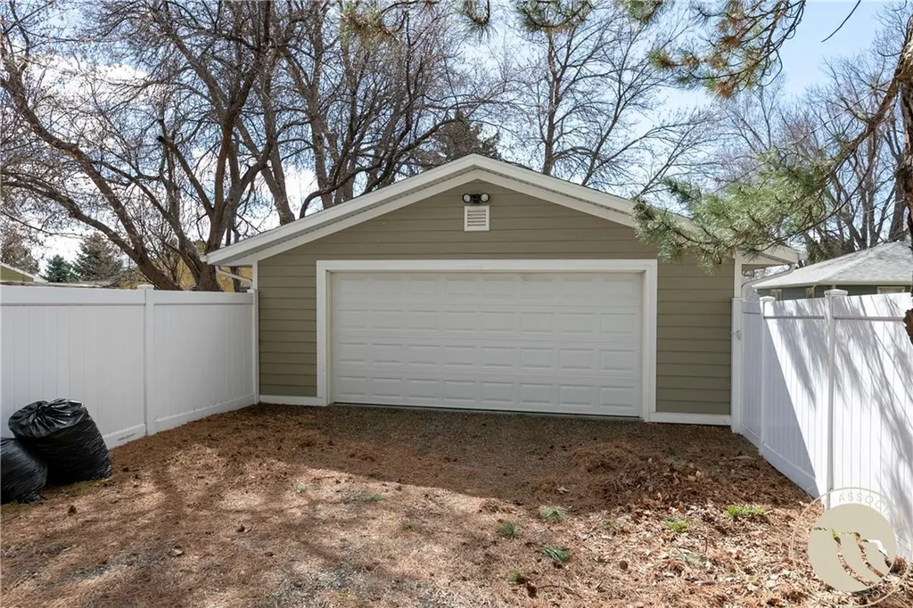 2211 Avenue B Billings MT 59102