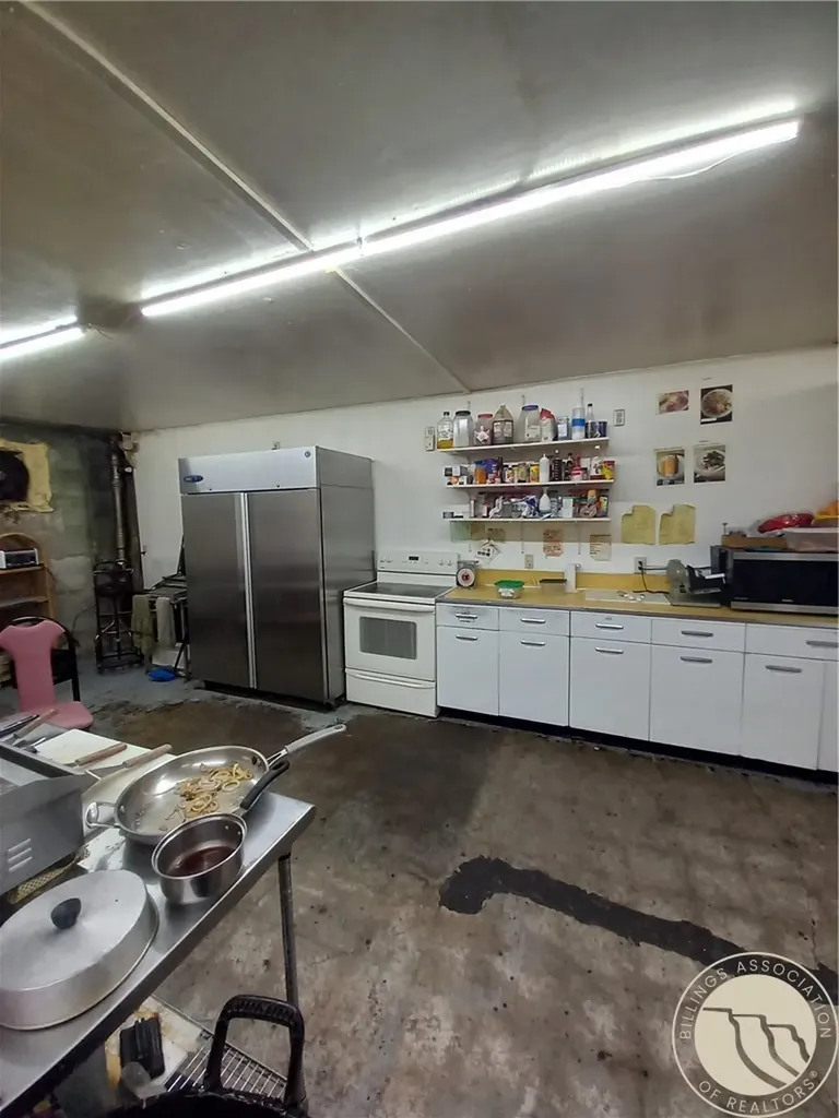 114 Main Street Roundup MT 59072