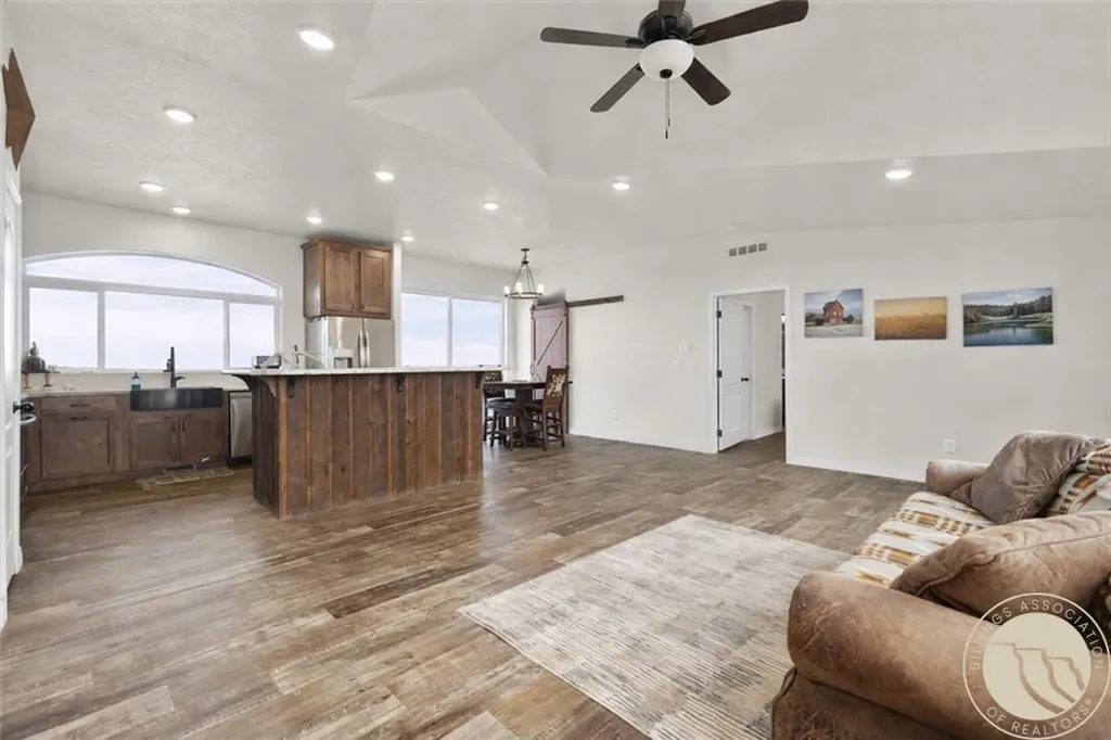 72 Eastside Drive Roundup MT 59072