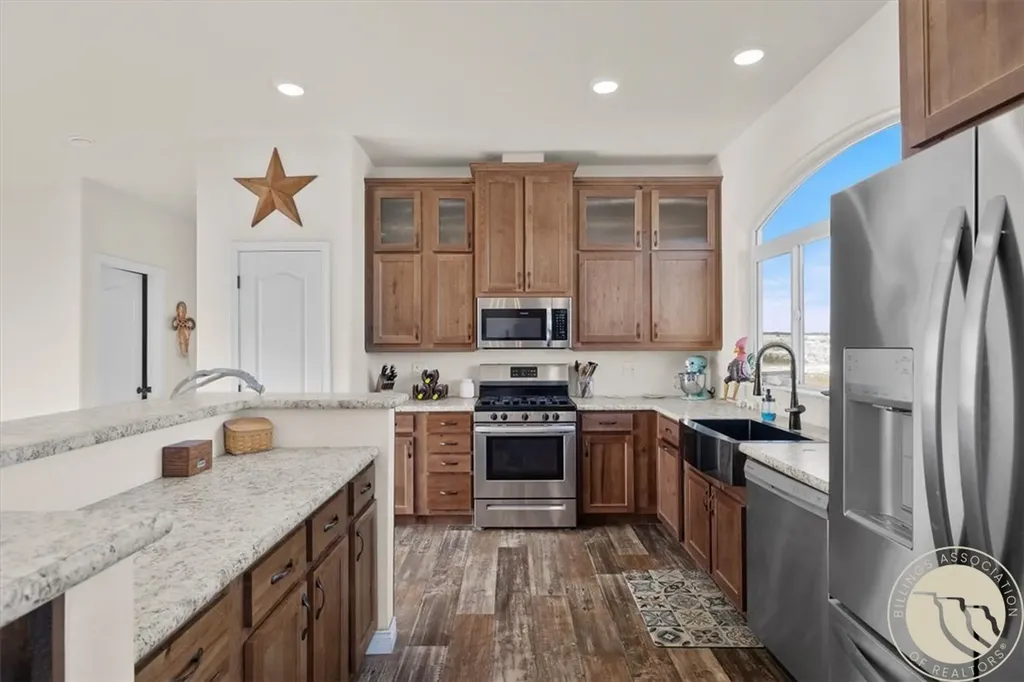 72 Eastside Drive Roundup MT 59072