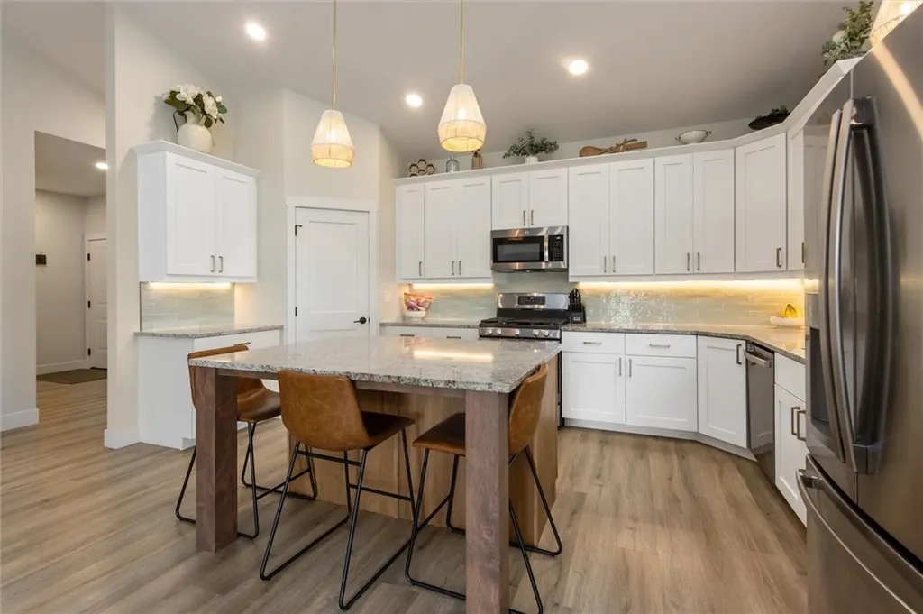 2231 River Agate Lane Billings MT 59106