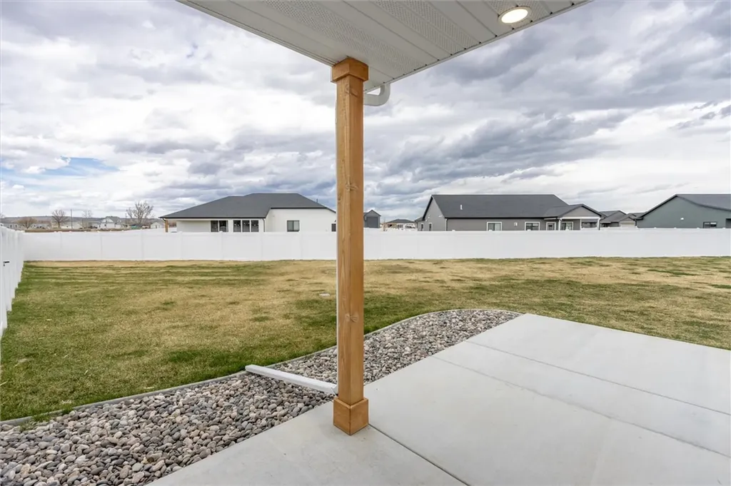 2231 River Agate Lane Billings MT 59106